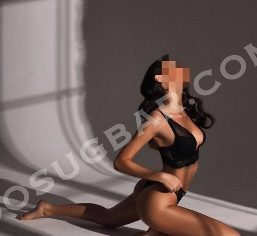 Камилла, 23