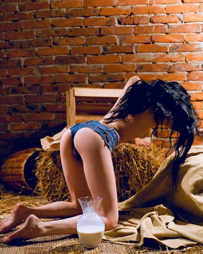 Карина, 19