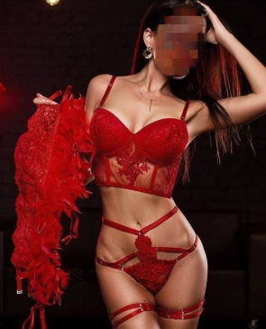 Дина, 25